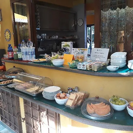 Esperia 3* Μιλάτσο