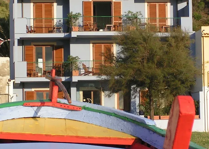 Ξενοδοχείο Esperia Μιλάτσο