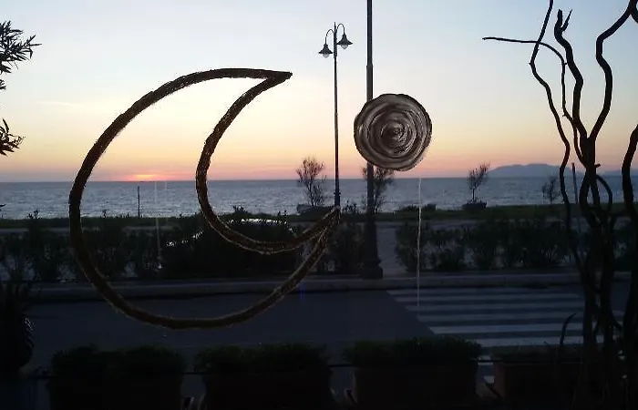 Esperia Ξενοδοχείο Μιλάτσο