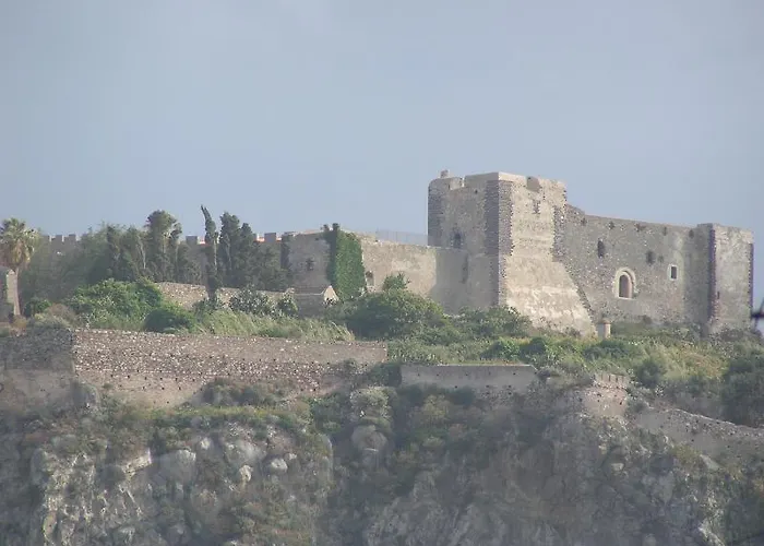 Esperia Μιλάτσο