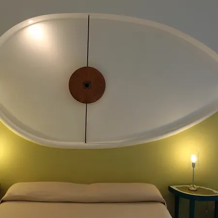 Esperia Hotel 3*